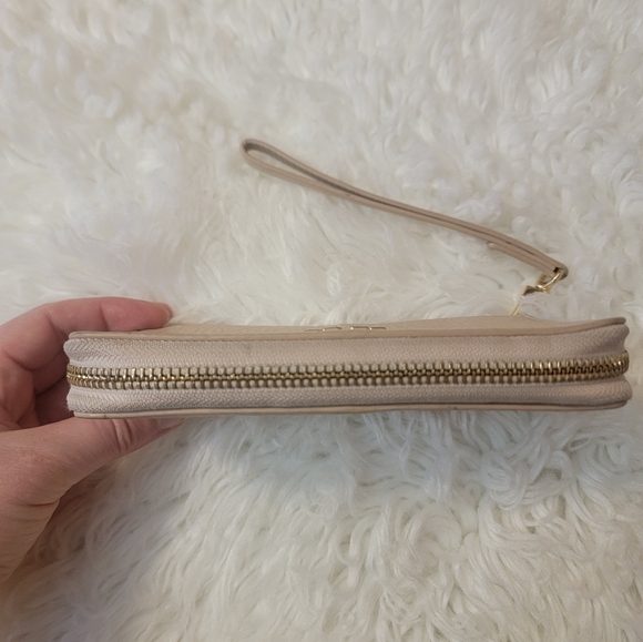 Tory Burch Leather Wristlet + Angara sterling silver and garnet pendant - Picture 4 of 16